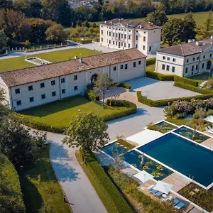 Solatia Apartment